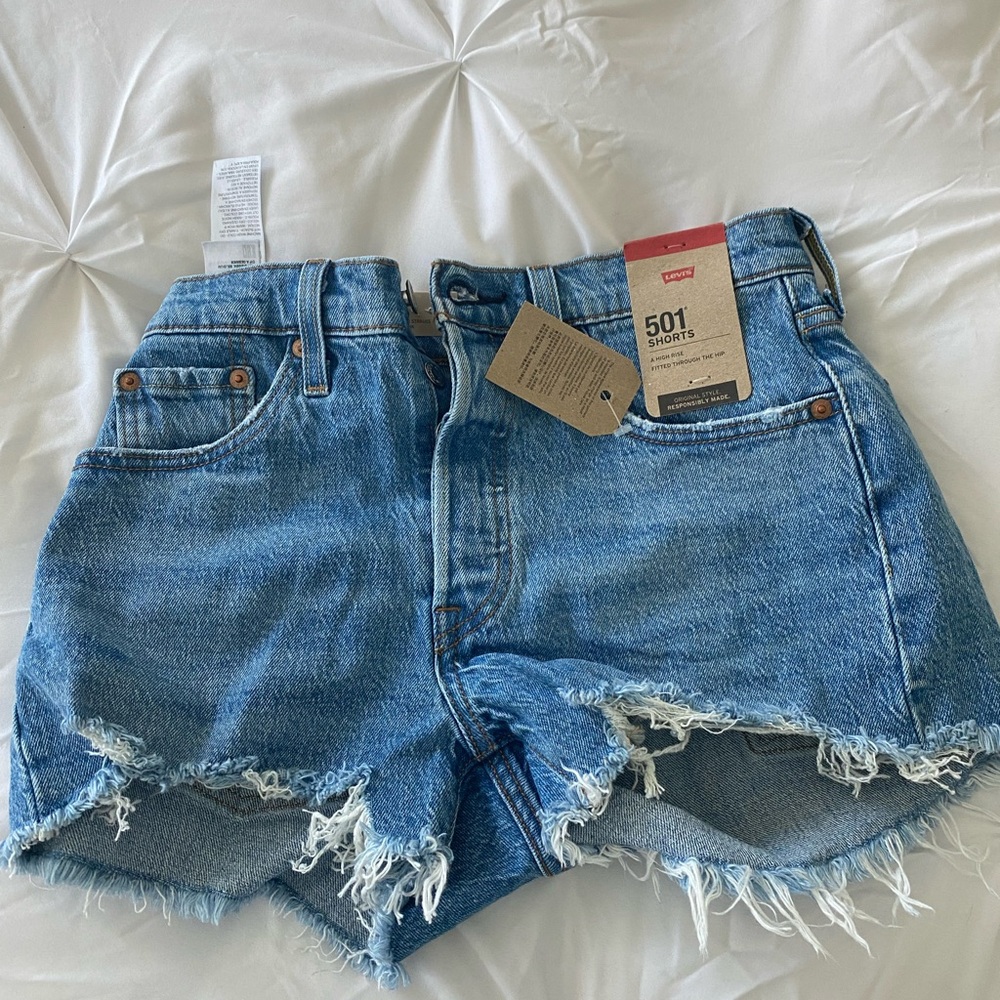 Brand new Levi 501 shorts never worn